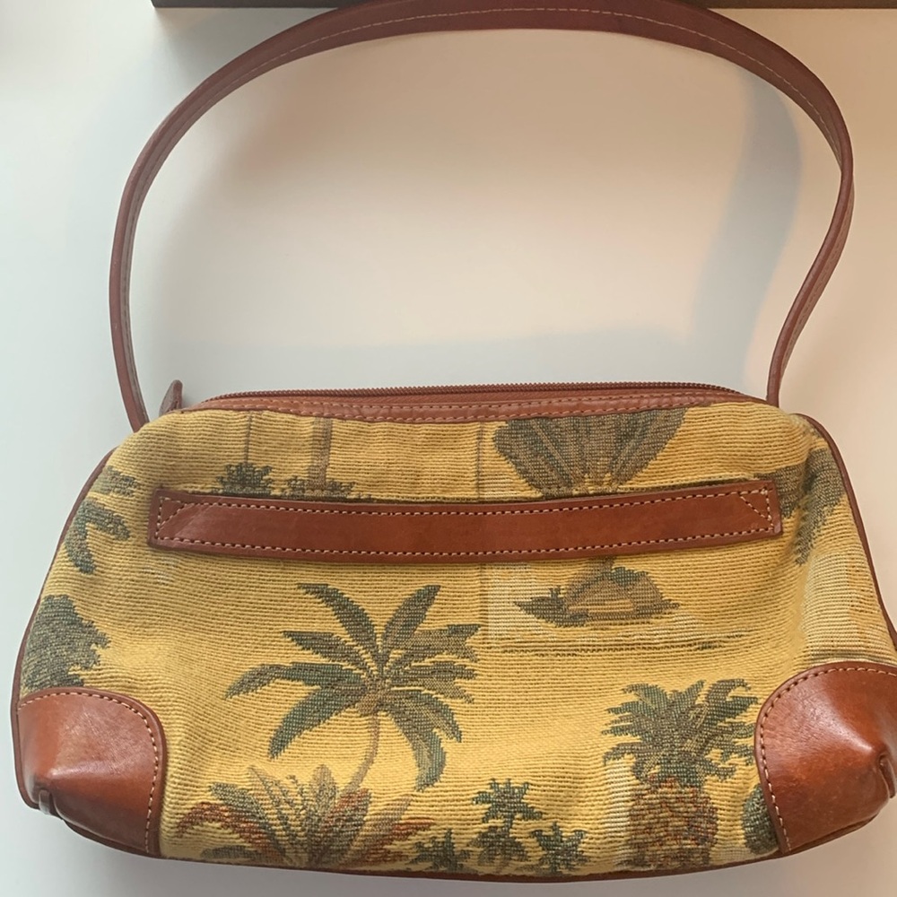 Tommy Bahama shoulder purse